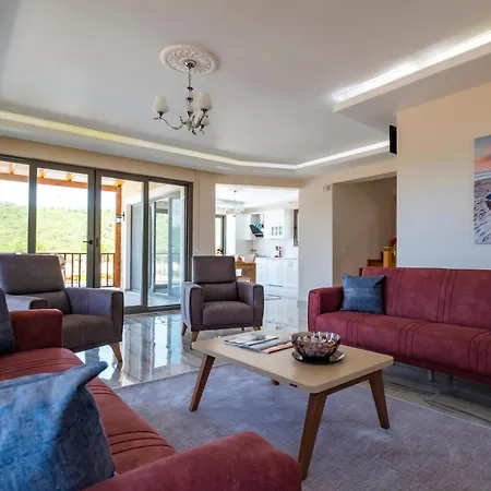Villa Perfect Peaceful In Oeluedeniz Fethiye