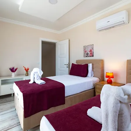 Perfect Peaceful In Oeluedeniz Villa *